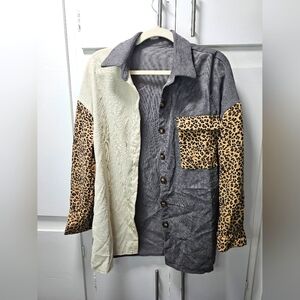 Long sleeve corduroy flannel shirt women's cream Grey and cheetah print size S